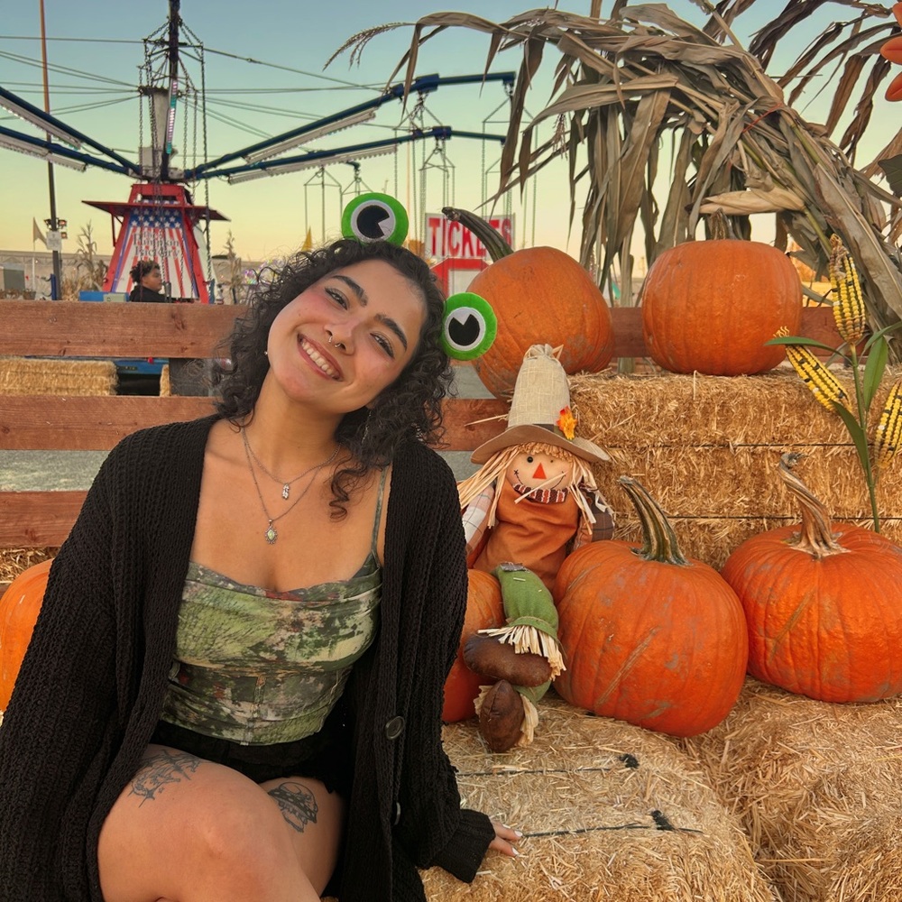 Meet your Posher, Angie